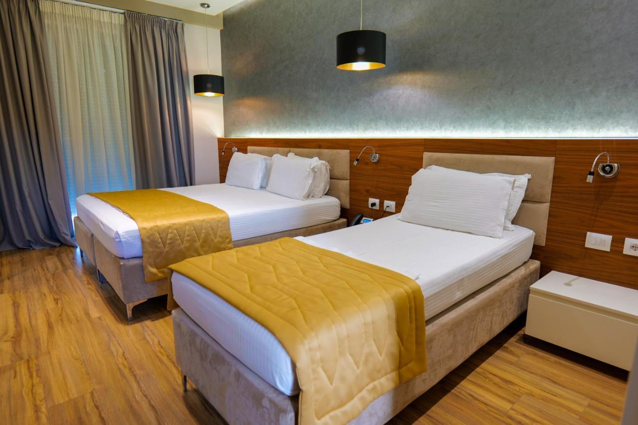 Lord Hotel Tirana Vorë Exterior foto