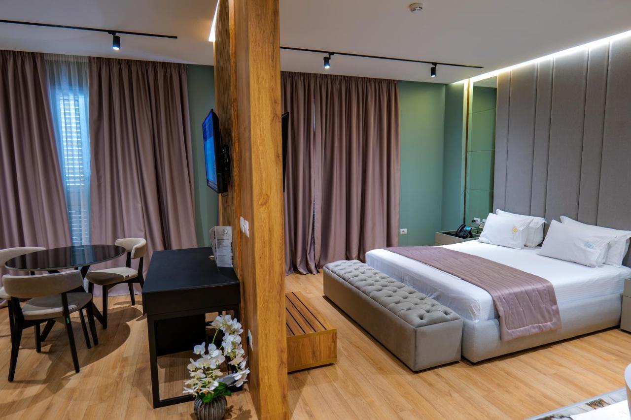 Lord Hotel Tirana Vorë Exterior foto