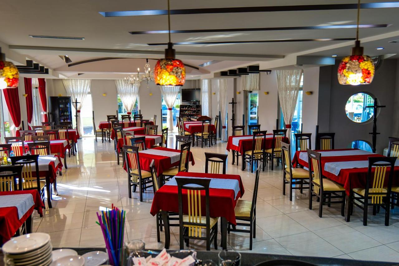 Lord Hotel Tirana Vorë Exterior foto