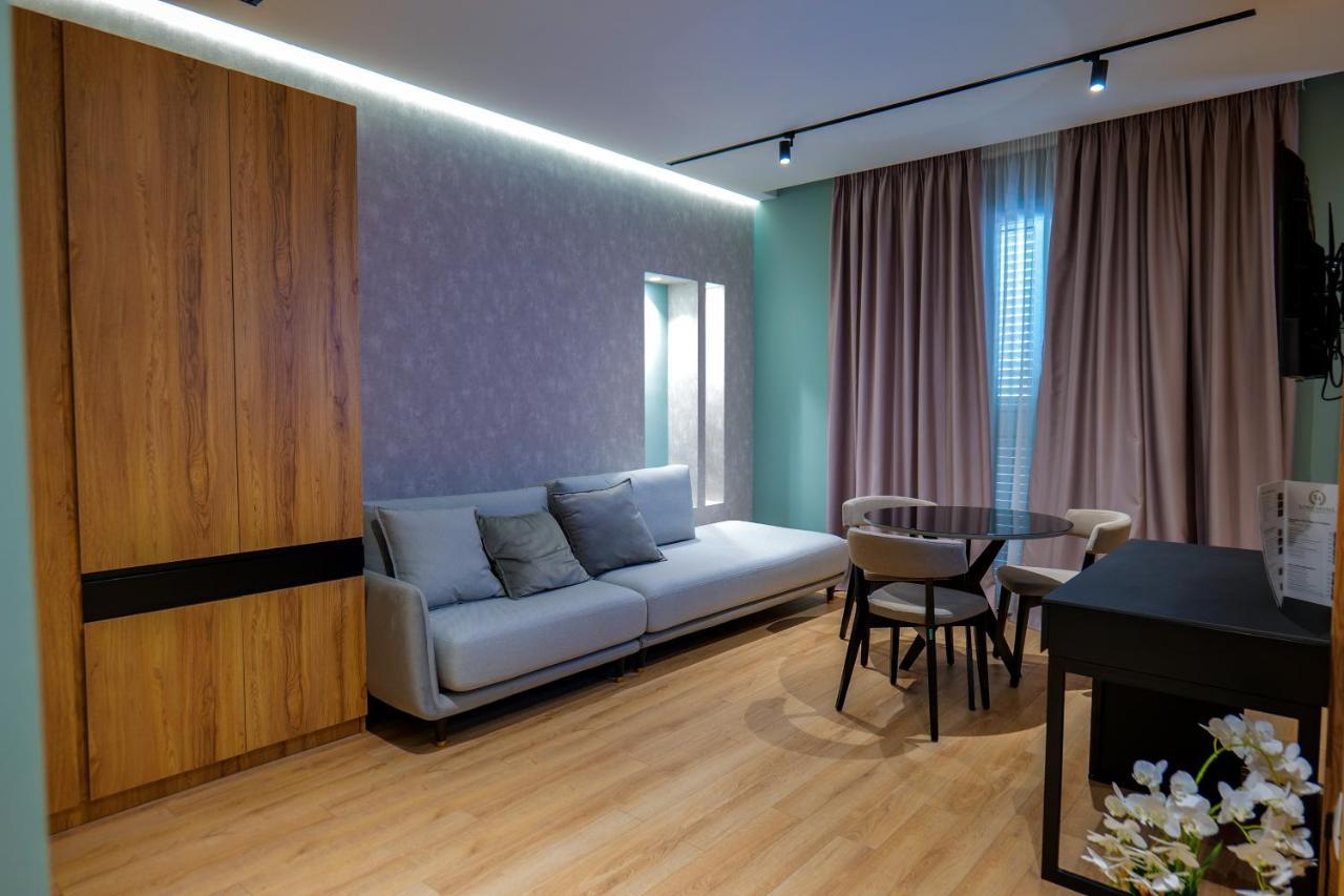 Lord Hotel Tirana Vorë Exterior foto