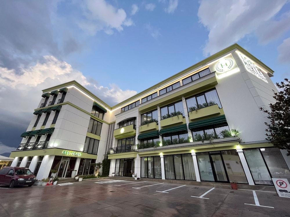 Lord Hotel Tirana Vorë Exterior foto